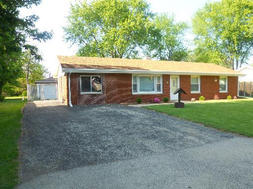 1725 Pinewood Ln., Joliet, IL 60433