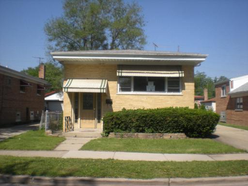 240 32nd Ave., Bellwood, IL 60104