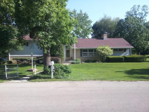3306 North View Rd., Rockford, IL 61107