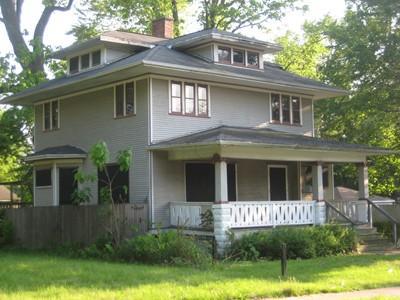 1204 E Maple St., Kankakee, IL 60901