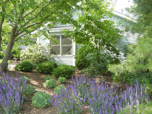 130 Shadydell Ave., Mundelein, IL 60060