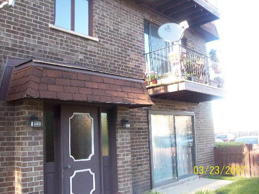 9821 Bianco Ter. #A, Des Plaines, IL 60016