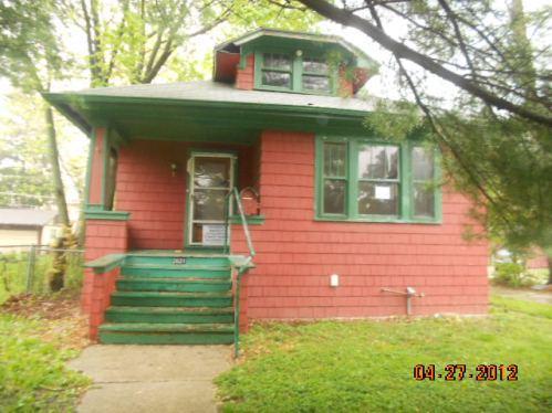 2021 S 3rd Ave., Maywood, IL 60153