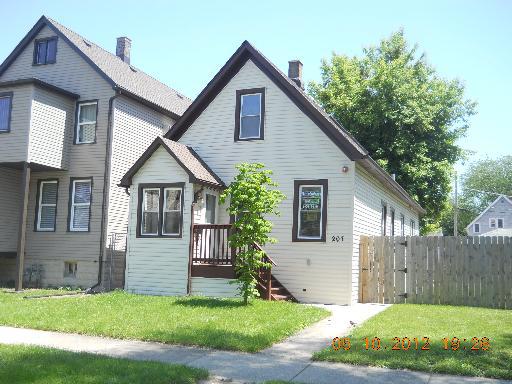 207 S 29th Ave., Bellwood, IL 60104