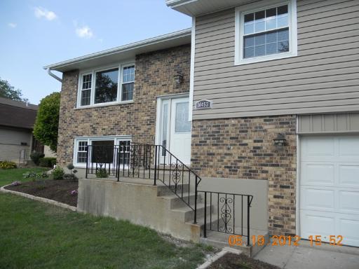 16453 Woodlawn West Ave., South Holland, IL 60473