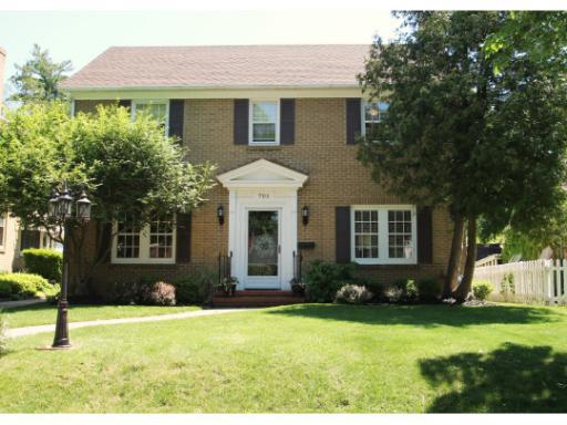 705 Lundvall Ave., Rockford, IL 61107
