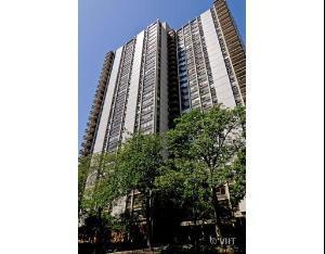 1255 N Sandburg Ter. #1006, Chicago, IL 60610
