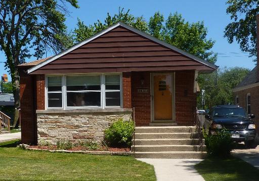 10211 S Artesian St., Chicago, IL 60655