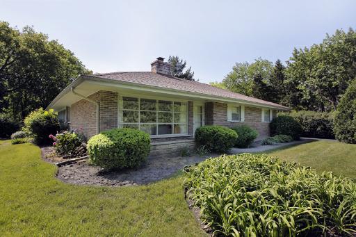 1644 Pfingsten Rd., Northbrook, IL 60062