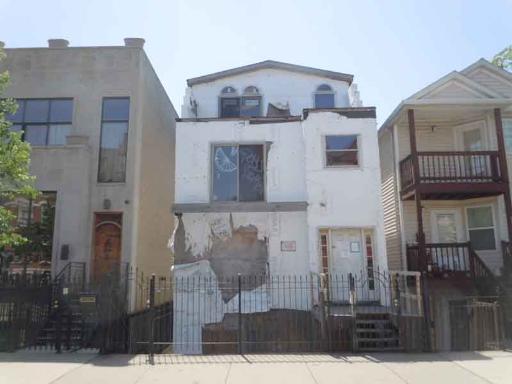2035 W Coulter Ave., Chicago, IL 60608