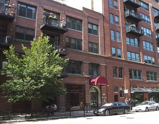 420 W Ontario St. #305, Chicago, IL 60654