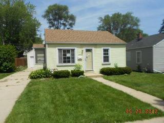 1031 Plum St., Aurora, IL 60506