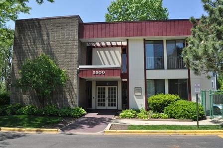 5600 Astor Ln. #109, Rolling Meadows, IL 60008