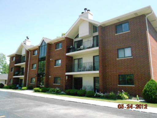 18245 S 66th Ct. #2D, Tinley Park, IL 60477