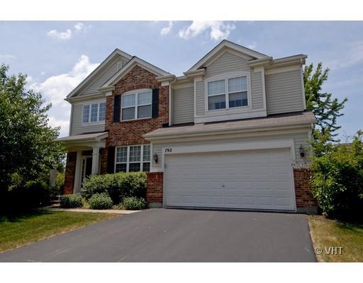 792 Glenside Cir., Bolingbrook, IL 60490