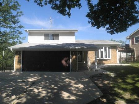 1400 Brookside Dr., Hoffman Estates, IL 60169