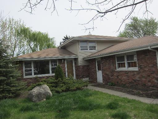 10331 S Kathy Ct., Palos Hills, IL 60465