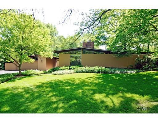 1645 Cambridge Ave., Flossmoor, IL 60422