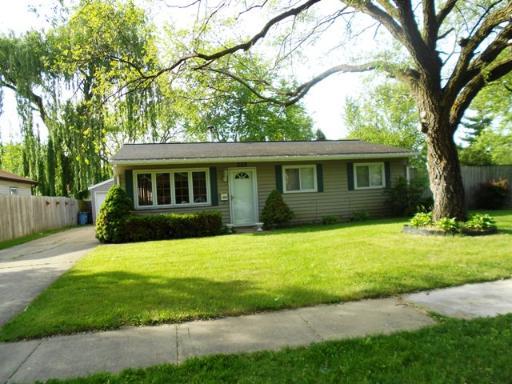 222 Cypress Dr., Streamwood, IL 60107