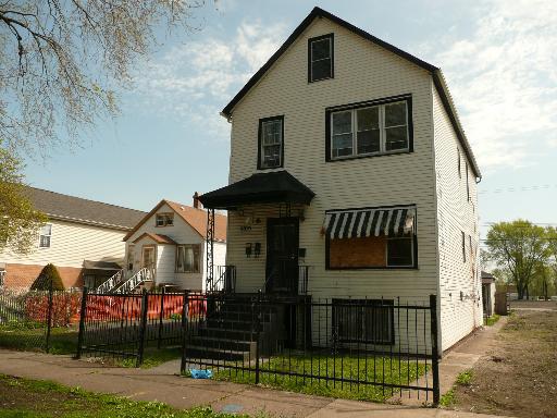 8525 S Mackinaw Ave., Chicago, IL 60617