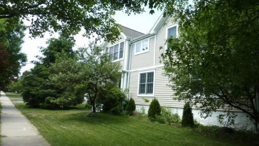 108 W Hawthorne St., Arlington Heights, IL 60004