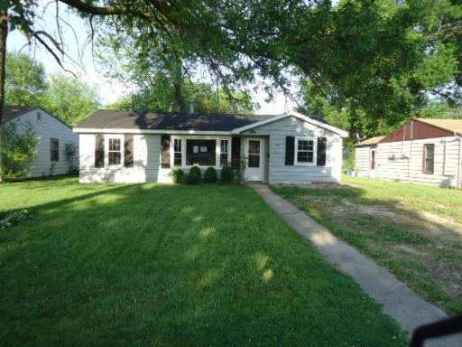 346 Belle Aire Ave., Bourbonnais, IL 60914
