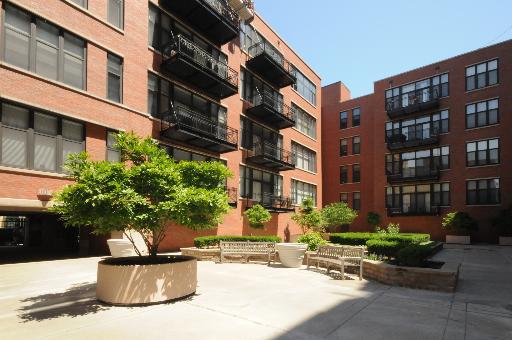 333 W Hubbard St. #401, Chicago, IL 60654