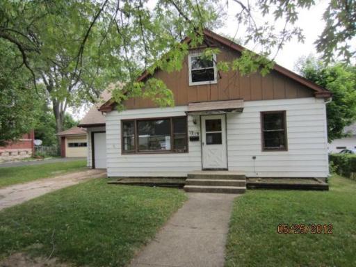 1219 Garrison Ave., Rockford, IL 61103