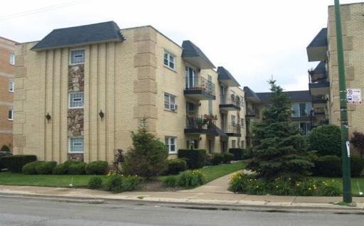 6482 N Northwest Highway #206, Chicago, IL 60631