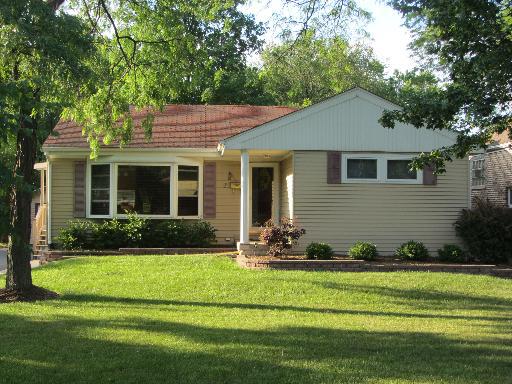 6 4th St., Downers Grove, IL 60515