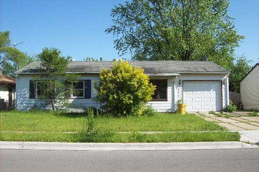 305 Macon Ave., Romeoville, IL 60446
