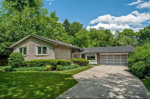 801 Oak Dr., Glencoe, IL 60022