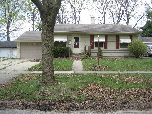 368 Hickory Dr., Crystal Lake, IL 60014