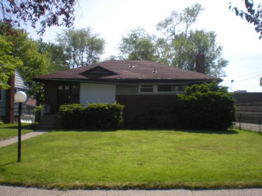 461 Clyde Ave., Calumet City, IL 60409