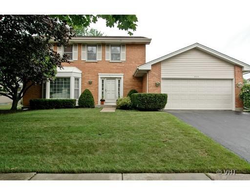 4033 Lindenwood Ln., Northbrook, IL 60062