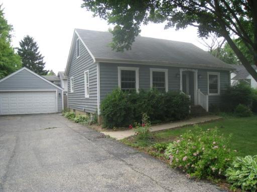 197 Eastview Ave., Crystal Lake, IL 60014