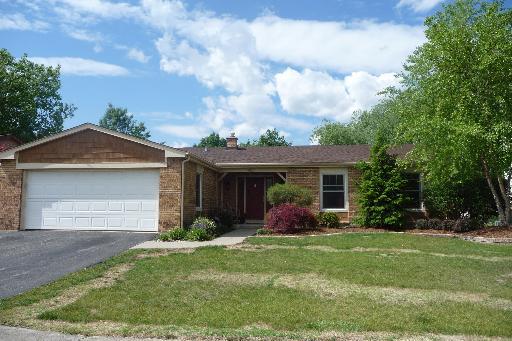 432 Philadelphia Ave., Westmont, IL 60559
