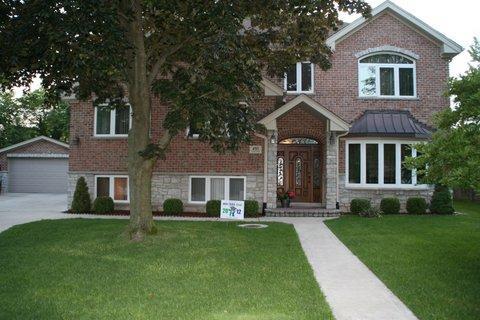435 Cove Ln., Wilmette, IL 60091