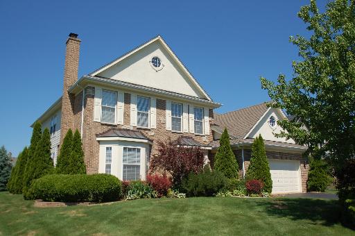 5 Dorchester Ct., Hawthorn Woods, IL 60047