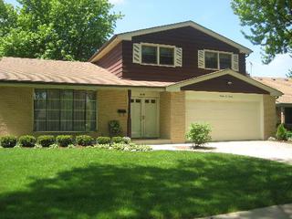 2620 N Forrest Ln., Arlington Heights, IL 60004