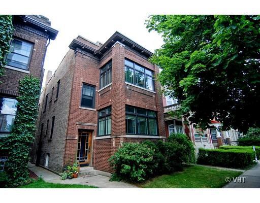1215 W Cornelia Ave., Chicago, IL 60657