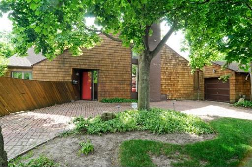 2920 Wilmette Ave., Wilmette, IL 60091