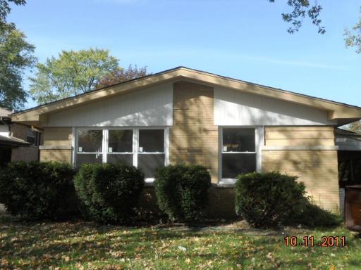 8636 Kedvale Ave., Skokie, IL 60076