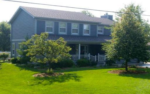 11995 Hillcrest Dr., Lemont, IL 60439