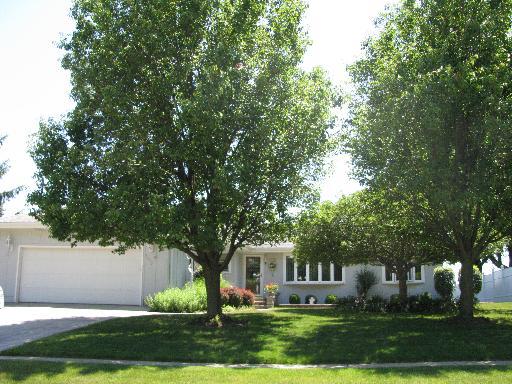 3232 Thomas Hickey Ave., Joliet, IL 60431