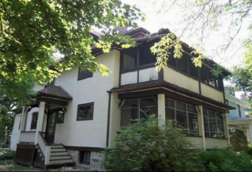 411 7th Ave., La Grange, IL 60525