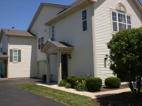 2432 Frost Dr., Aurora, IL 60503