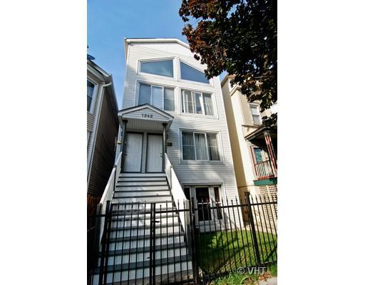 1242 W Oakdale Ave., Chicago, IL 60657