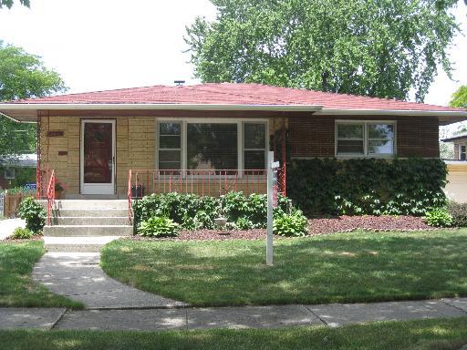 10620 S Leclaire Ave., Oak Lawn, IL 60453
