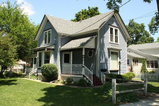 438 La Fox River Dr., Algonquin, IL 60102